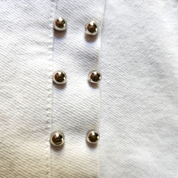 STUDDED ☆ FRINGED EDGE ☆ ZIP FRONT ☆ WHITE DENIM SKIRT ☆ NWT - Picture 8 of 12